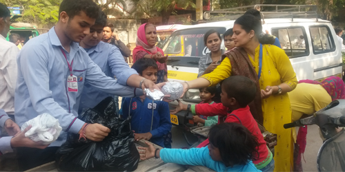 SNPS, Nirankari Colony organized Donation Drive