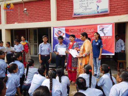Self Defence Training for Girls conducted by Delhi Police (2)